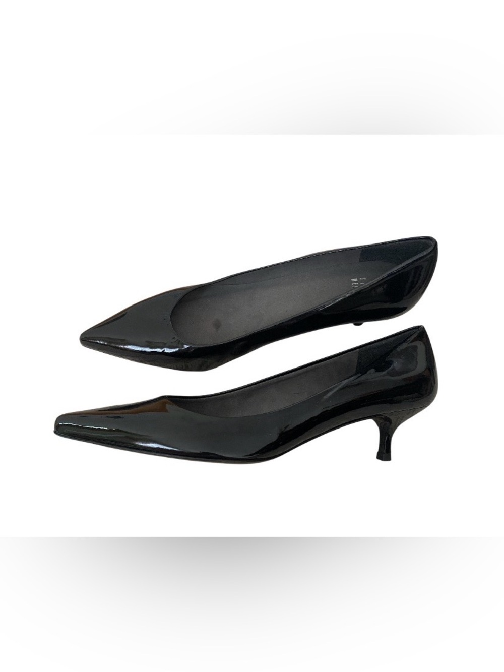 NWOT Stuart Weitzman Gold Kitten Heel size 9.5 patent leather black 2”heels